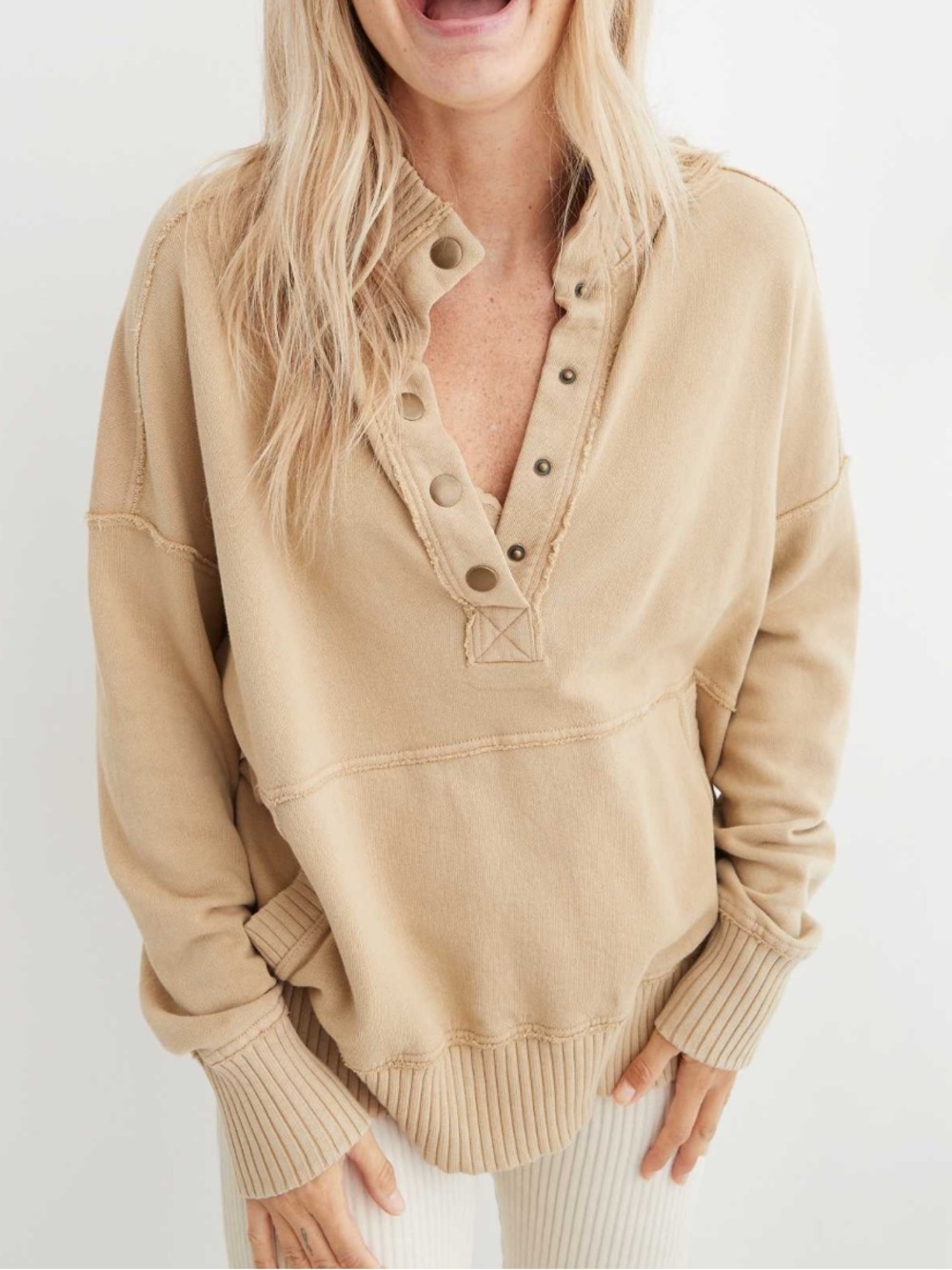 Aerie | oh snap weekend Henley | size XS